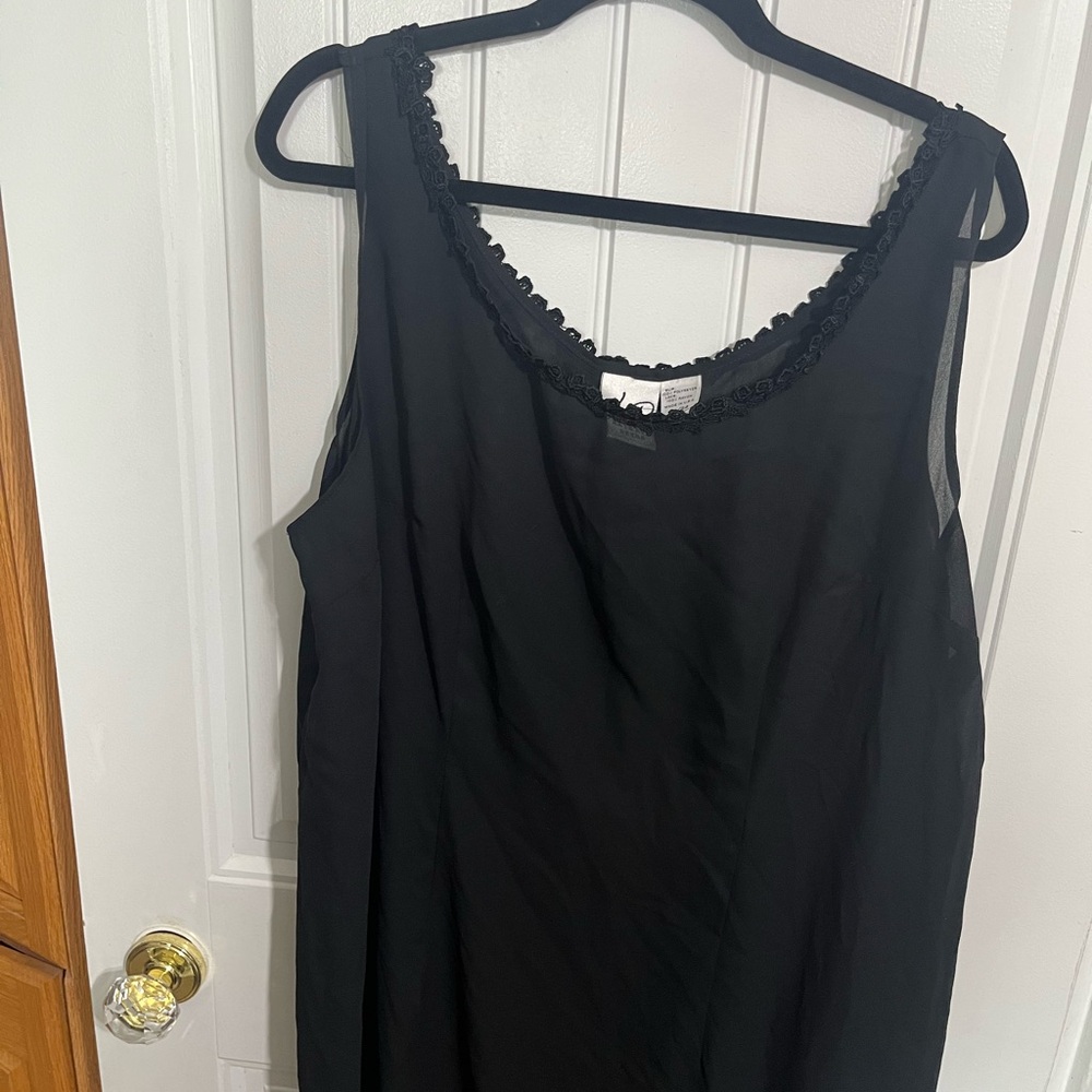 Black Sleeveless nightie with Lace Trim‎